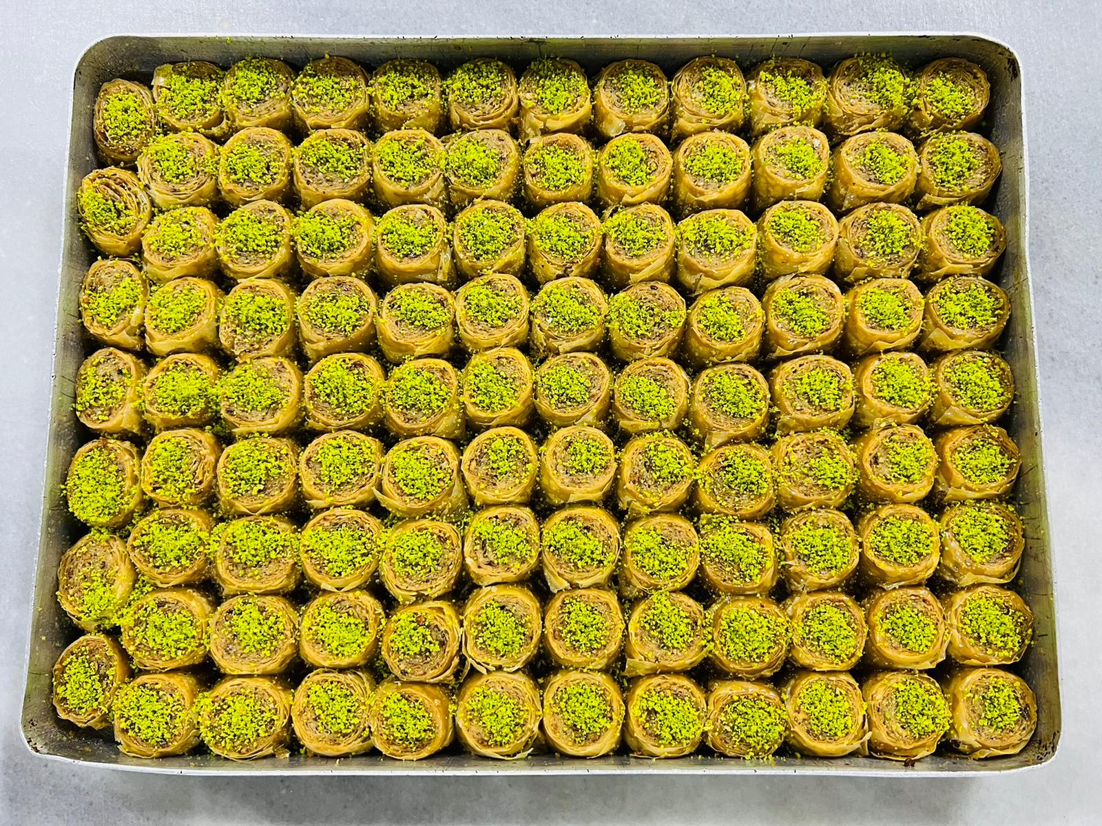 Walnut Roll (Half Tray) – Oba Bakery & Cafe